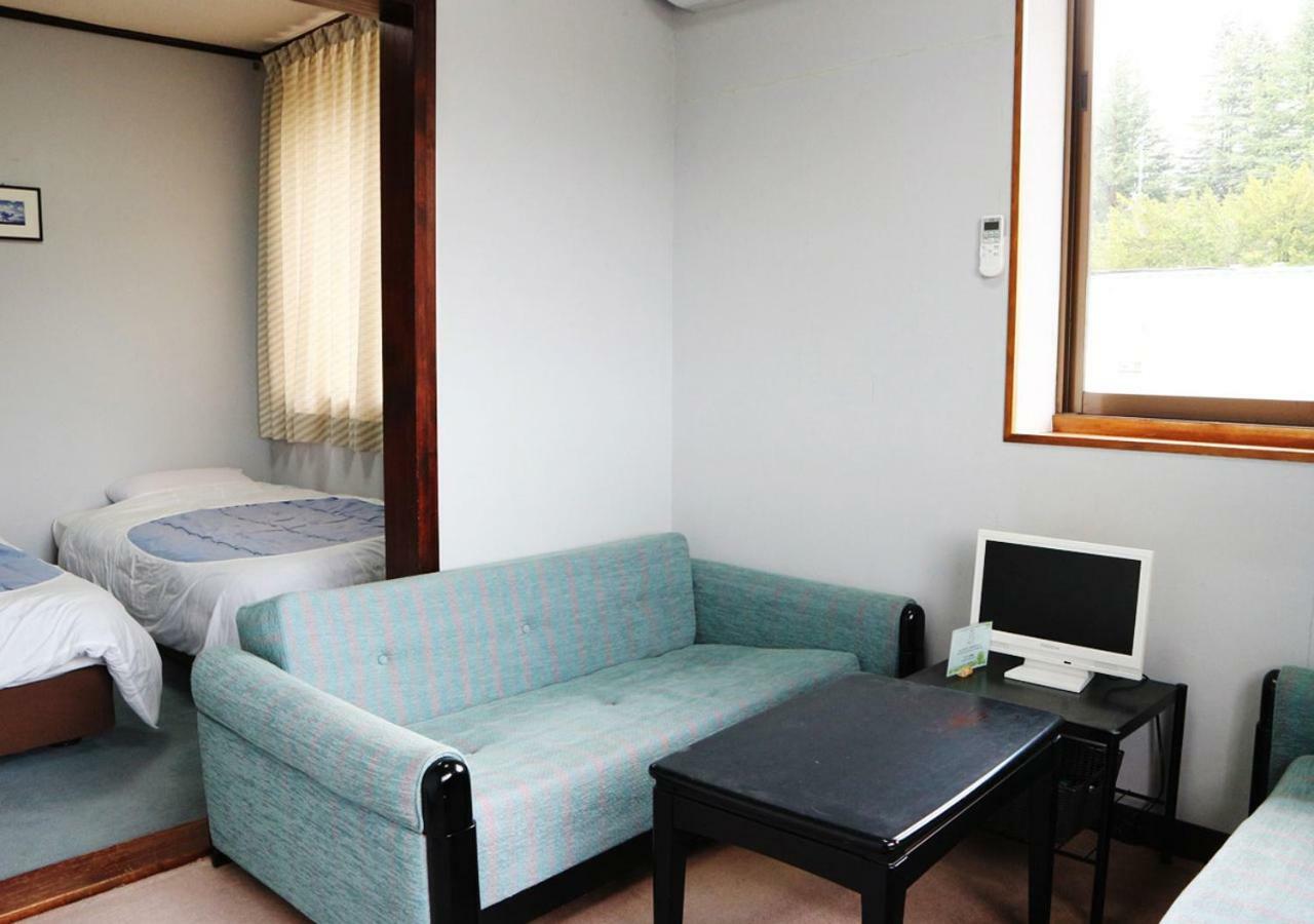 Azumino Pension Wing Екстер'єр фото